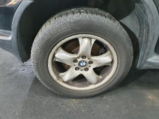 BMW X5  picture 2
