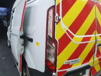 Ford Transit CUSTOM picture 18