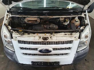 Ford Transit  picture 14