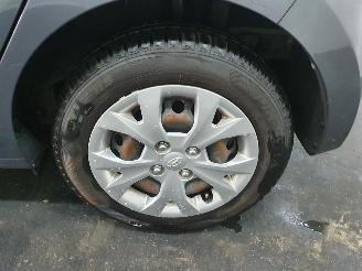 Hyundai I-10  picture 14