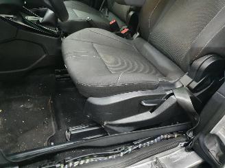 Ford B-Max  picture 10