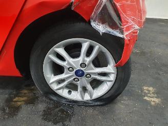 Ford Fiesta  picture 3