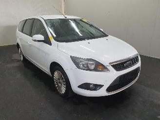 Vrakbiler auto Ford Focus  2010/1
