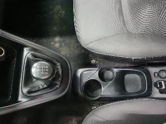 Hyundai I-10  picture 19