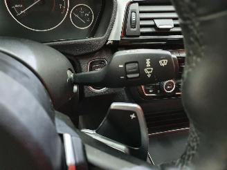 BMW 4-serie F32 440i Cent Hi Exec picture 33