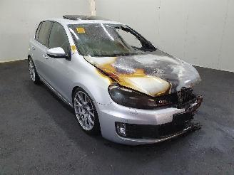 skadebil bromfiets Volkswagen Golf 5K GTI 2010/3