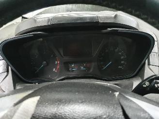 Ford Custom L1H1 picture 36