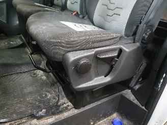 Ford Custom L1H1 picture 13