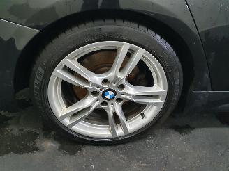 BMW 3-serie F31 330D High Executive picture 16