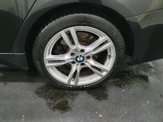 BMW 3-serie F31 330D High Executive picture 13