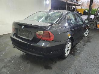 BMW 3-serie E90 318I picture 16