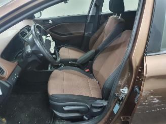 Hyundai I-10 C14A picture 16