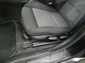 BMW 3-serie E90 318I Business Line picture 8