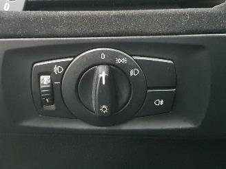 BMW 3-serie E90 318I Business Line picture 9