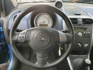 Opel Agila 1.0 Edition picture 11