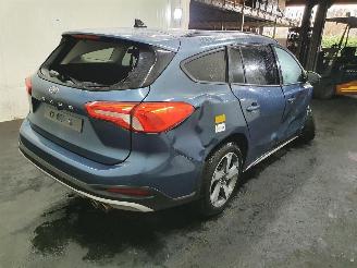 Ford Focus Active Titanium X Business EcoBoost picture 4