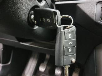 Volkswagen Polo AW 1.0TGI BlueMotion Comfortline picture 11