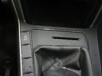 Volkswagen Polo AW 1.0TGI BlueMotion Comfortline picture 15