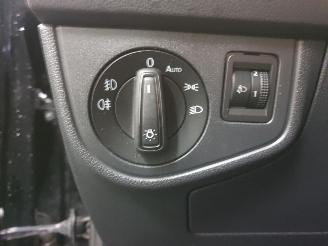 Volkswagen Polo AW 1.0TGI BlueMotion Comfortline picture 16