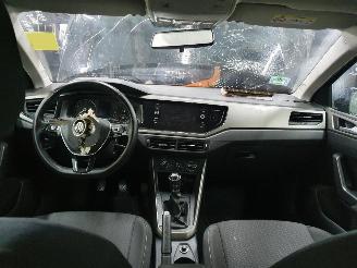 Volkswagen Polo AW 1.0TGI BlueMotion Comfortline picture 8