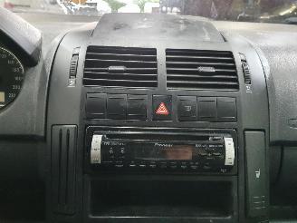 Volkswagen Polo 9N3 1.4 16V Trendline picture 23