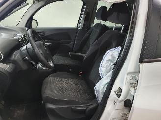 Citroën C3 picasso 1.6 VTi Exclusive picture 32