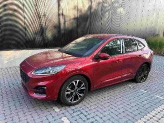 Ford Kuga 2.5 PHEV picture 2