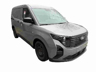 Vrakbiler bedrijf Ford Transit Courier Van Trend 2024/8
