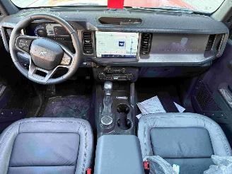 Ford Bronco Outer Banks Adventure picture 2