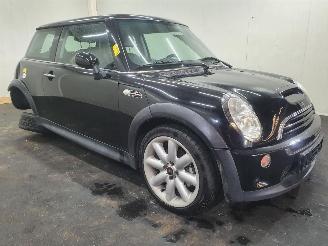 Salvage car Mini Cooper S R53 Cooper S Chili 2003/7