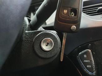 Opel Corsa P68 picture 35