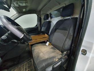 Peugeot Expert 2.0 BlueHDI120 picture 22