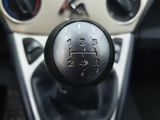 Ford Ka 1.2 Titanium X s/s picture 24