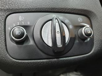 Ford Mondeo 1.6 EcoBoost Titanium picture 12