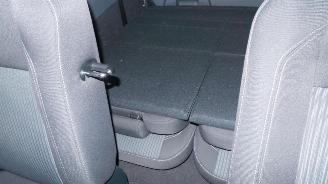 Ford Grand C-Max  picture 9