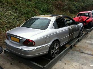 Jaguar X-type 2.0 V6 Automaat picture 2