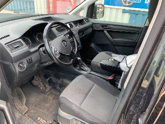 Volkswagen Caddy 2.0 TDI DSG picture 10