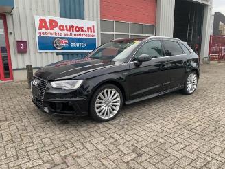 Vrakbiler auto Audi A3 A3 Sportback (8VA/8VF), Hatchback 5-drs, 2012 / 2020 1.4 TFSI 16V e-tron 2015/10