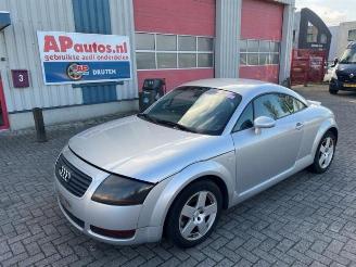Vrakbiler auto Audi TT TT (8N3), Coupe, 1998 / 2006 1.8 20V Turbo 1999/4