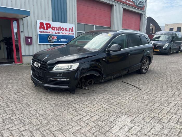 Audi Q7 Q7 (4LB), SUV, 2005 / 2015 4.2 FSI V8 32V