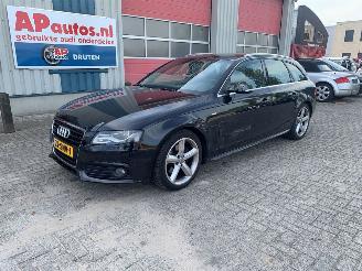 Vaurioauto  passenger cars Audi A4 2.0 TFSI Flexible Fuel QUATTRO 6-BAK 2011/11