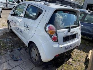 Chevrolet Spark Spark (M300), Hatchback, 2010 1.0 16V Bifuel picture 3