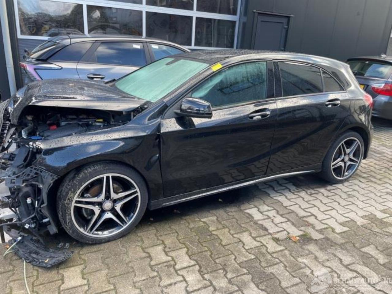 Mercedes A-klasse A (W176), Hatchback, 2012 / 2018 1.6 A-180 16V