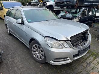 Mercedes E-klasse E Estate (S212), Combi, 2009 / 2016 E-250 CDI 16V BlueEfficiency 4-Matic picture 2