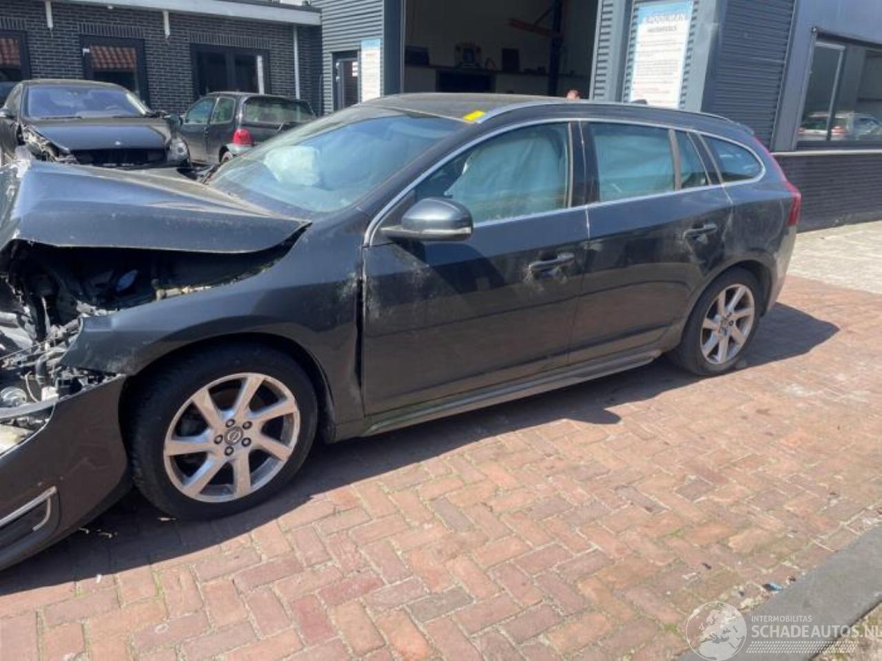 Volvo V-60 V60 I (FW/GW), Combi, 2010 / 2018 2.0 D4 16V