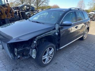 Vrakbiler auto Volkswagen Passat Passat Alltrack (365), Combi, 2012 / 2014 2.0 TDI 16V 170 4Motion 2012/3