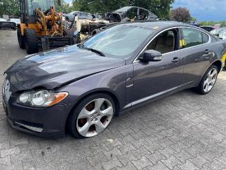 Vrakbiler auto Jaguar XF XF (CC9), Sedan, 2008 / 2015 4.2 S V8 32V 2010/5