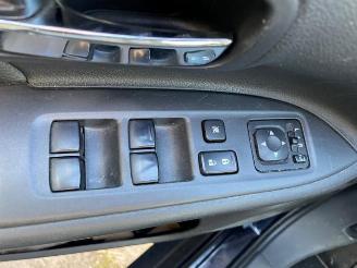 Mitsubishi Outlander Outlander (GF/GG), SUV, 2012 / 2022 2.0 16V PHEV 4x4 picture 5