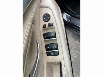 BMW 5-serie 5 serie Touring (F11), Combi, 2009 / 2017 528i 24V picture 5