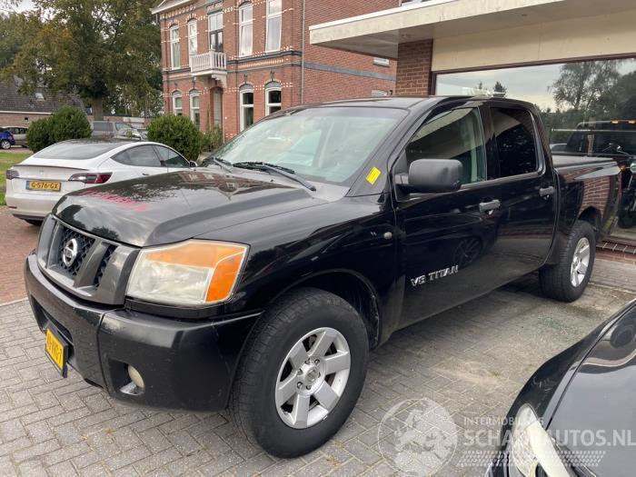 Nissan Titan Titan, Pick-up, 2003 5.6 V8 Flex-Fuel 4x4